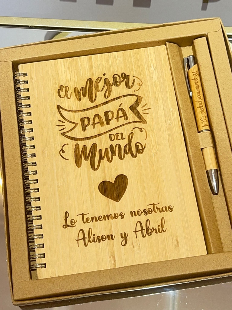 Set de libreta y bolígrafo de madera personalizado